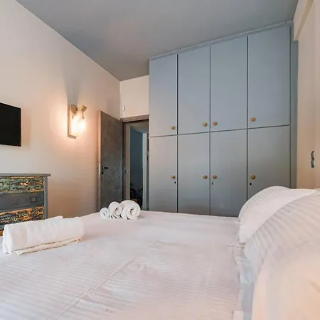Discover From An Upscale Flat In Koukaki! Διαμέρισμα *