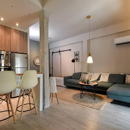Discover From An Upscale Flat In Koukaki! Διαμέρισμα *